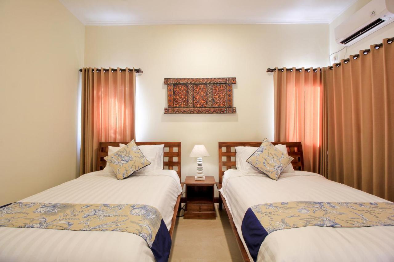 Uma Lima Villa Batu Belig - Close To The Beach Canggu Exterior foto